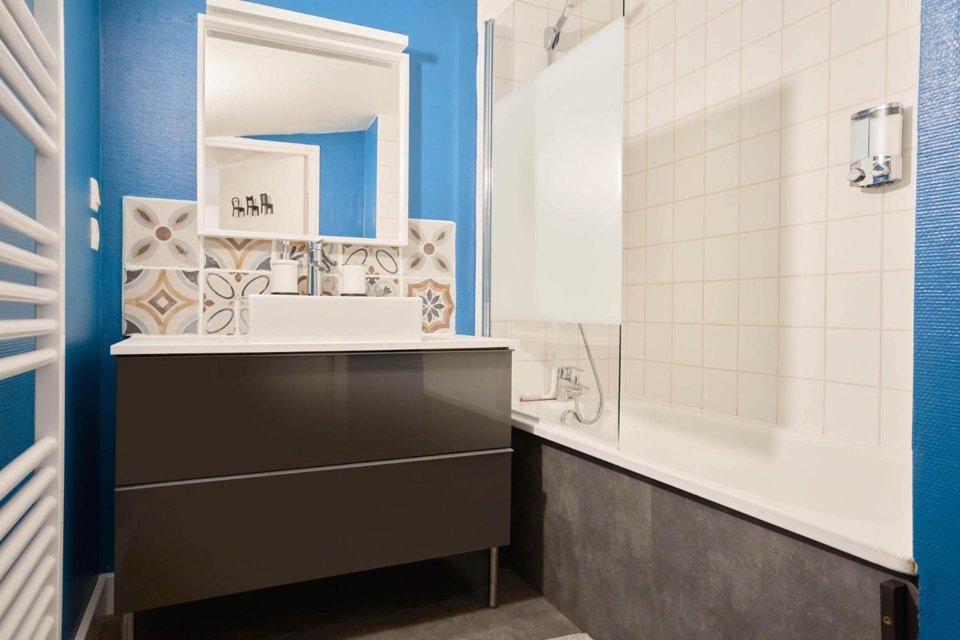 Locationstourcoing - Le Colbert Apartment Bagian luar foto