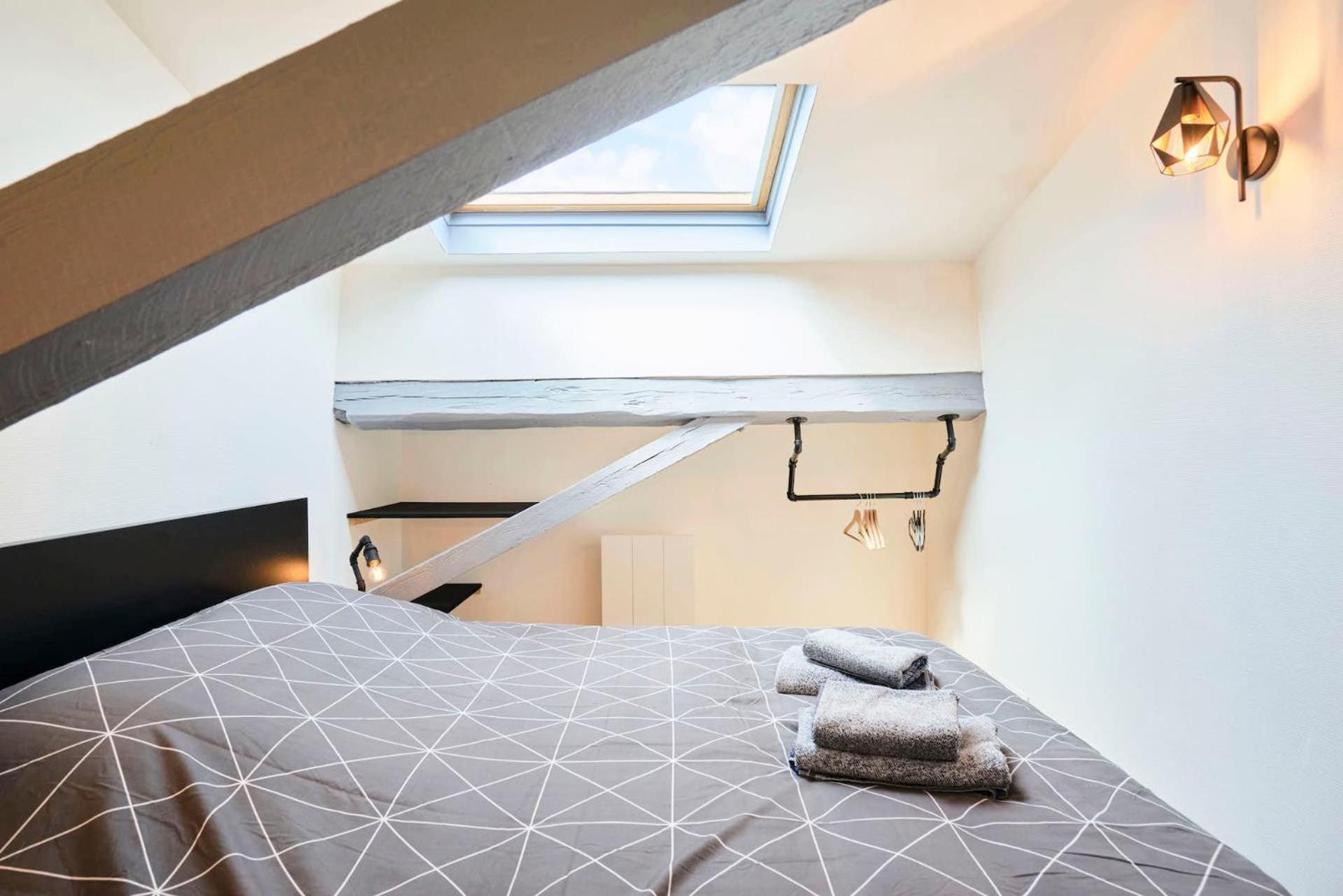Locationstourcoing - Le Colbert Apartment Bagian luar foto